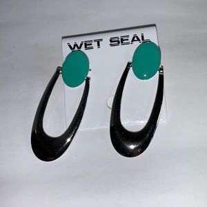 Wet Seal Earrings NWOT Silver & Green